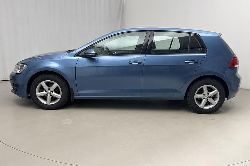 Begagnad VW Golf VII 110 HK (80 kW) 2016 Blå