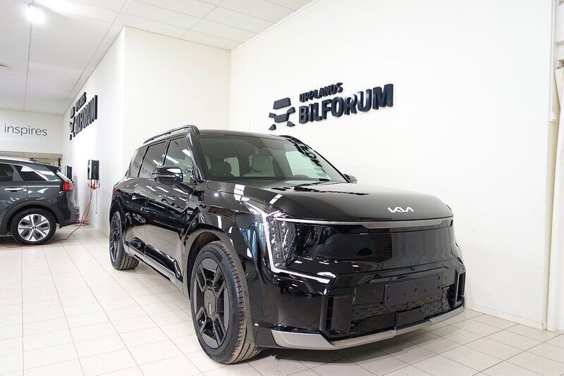 Svart Begagnad 2023 Kia EV9 2 SUV | 877 900 kr (Dyr) - Bild 1/4