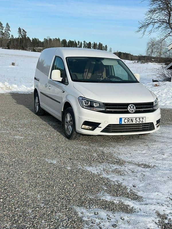Begagnad VW Caddy 102 HK (75 kW) 2020 Minibuss