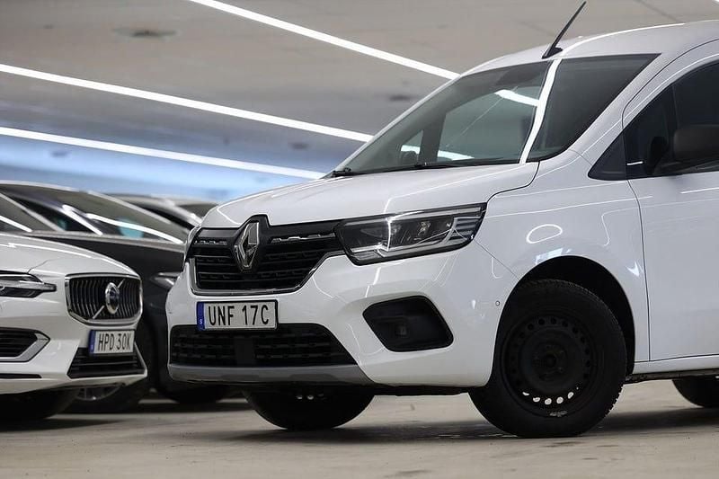 Begagnad Renault Kangoo 131 HK (96 kW) 2022 Vit Minibuss