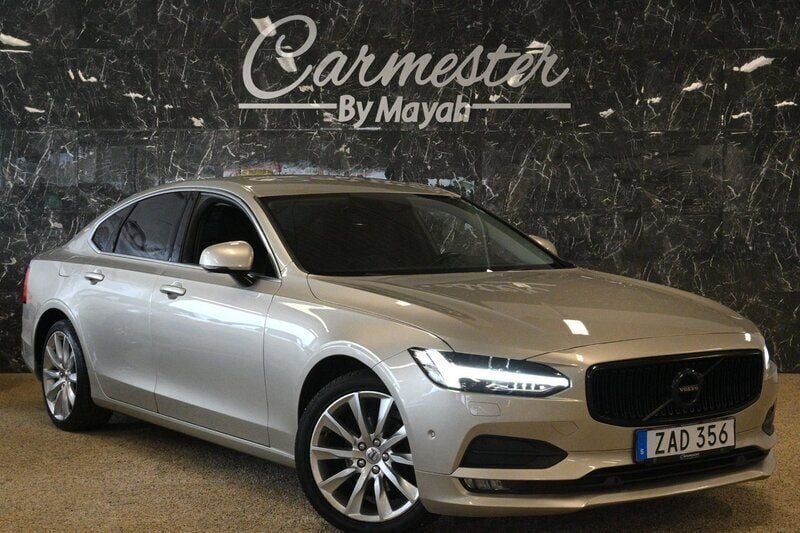 Ljusbrun (brun) Begagnad 2018 Volvo S90 Momentum Sedan | 199 990 kr (Bra pris) - Bild 1/4