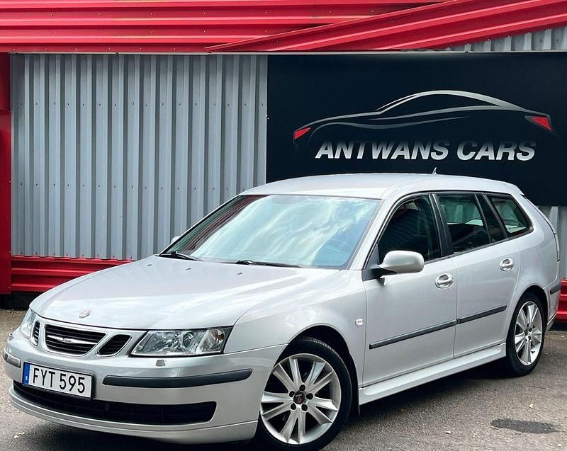 Ljusgrå (grå) Begagnad 2007 Saab 9-3 Linear Kombi | 31 900 kr (Marknadspris) - Bild 1/4