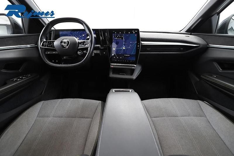 Begagnad Renault Mégane IV Techno 96 kW (131 HK) 2023 Vit Halvkombi