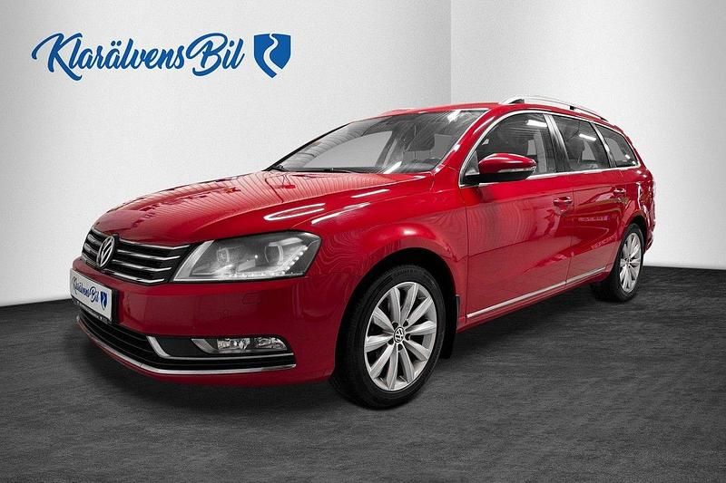 Röd Begagnad 2012 VW Passat Kombi | 89 900 kr (Marknadspris) - Bild 1/4