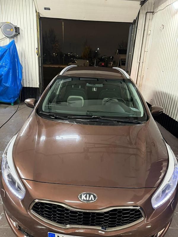 Begagnad 2013 Kia Ceed Sportswagon Kombi | 47 000 kr (Bra pris) - Bild 1/4