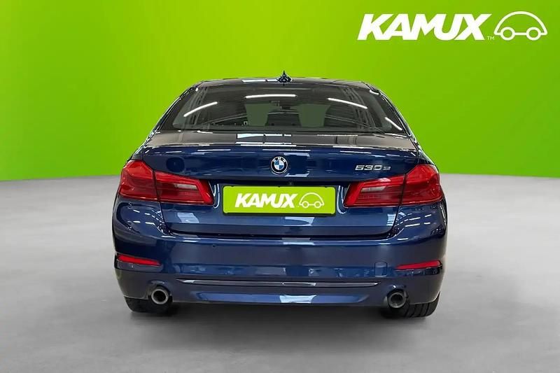 Begagnad BMW 530e iPerformance 252 HK (185 kW) 2020 Blå Sedan