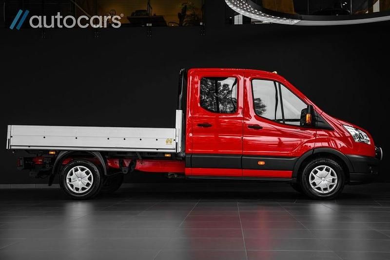 Vit (röd) Begagnad 2018 Ford Transit Van | 298 750 kr - Bild 1/4