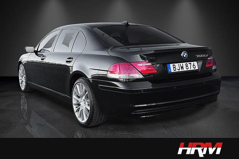 Begagnad BMW 760L 445 HK (327 kW) 2006 Svart Sedan