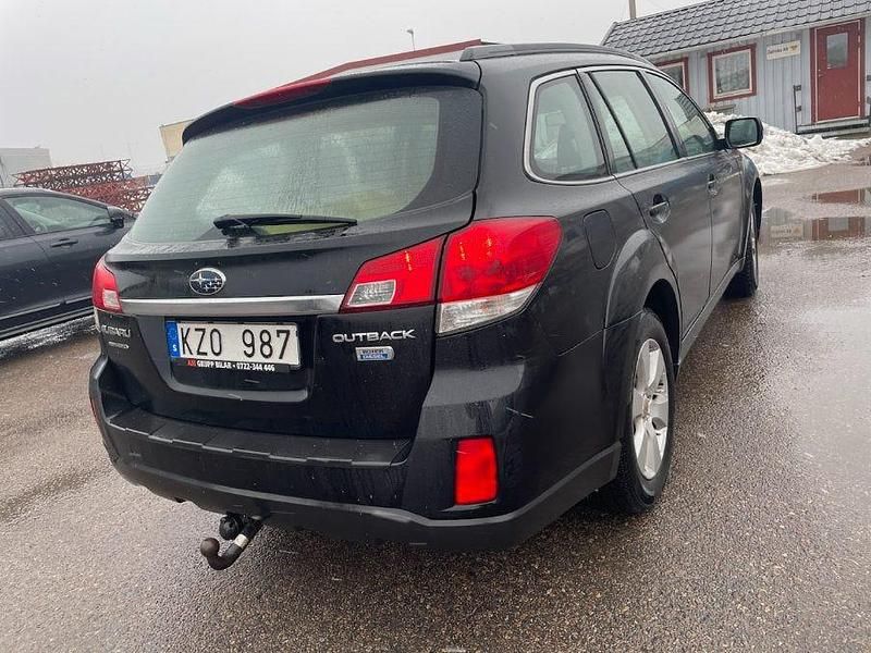 Begagnad Subaru Outback 150 HK (110 kW) 2010 Kombi