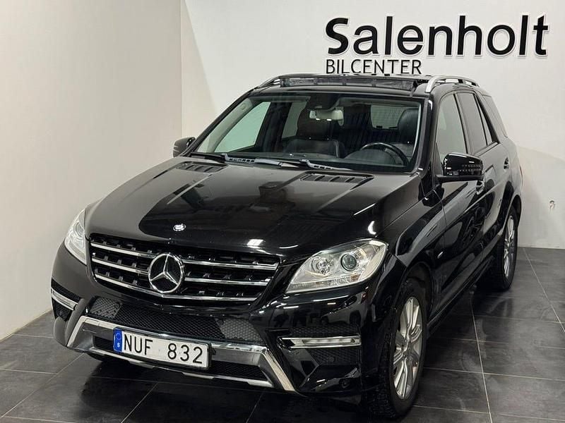 Begagnad Mercedes ML350 AMG line 258 HK (189 kW) 2011 Svart SUV