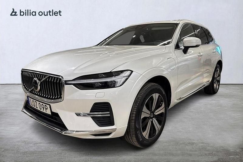 Begagnad Volvo XC60 Plus 350 HK (257 kW) 2022 Vit SUV