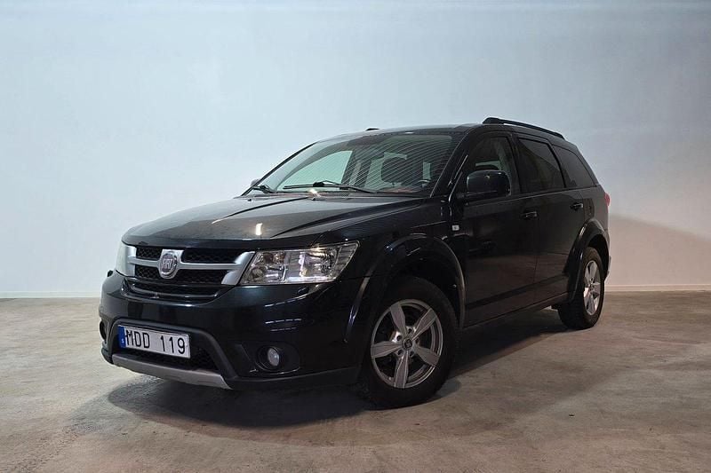 Svart Begagnad 2012 Fiat Freemont SUV | 94 900 kr (Marknadspris) - Bild 1/3