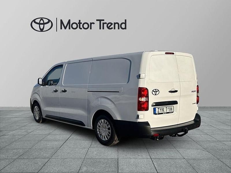 Ny Toyota Proace Comfort 100 kW (137 HK) 2025 Vit Minibuss