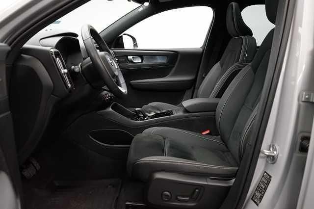 Begagnad Volvo XC40 299 kW (407 HK) 2023 SUV