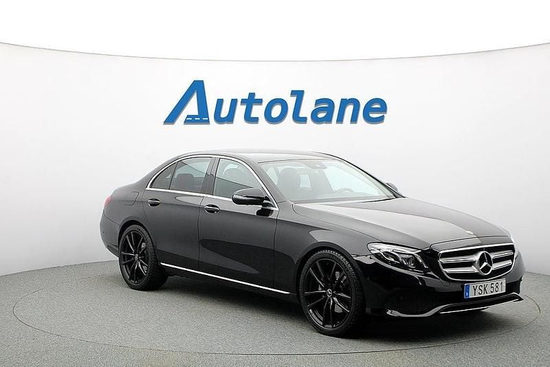 Obsidiansvart metallic Begagnad 2017 Mercedes E220 Sedan | 269 900 kr (Bra pris) - Bild 1/3