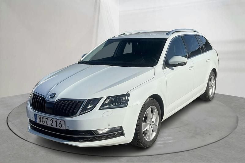 Begagnad Skoda Octavia 150 HK (110 kW) 2018 Vit Kombi