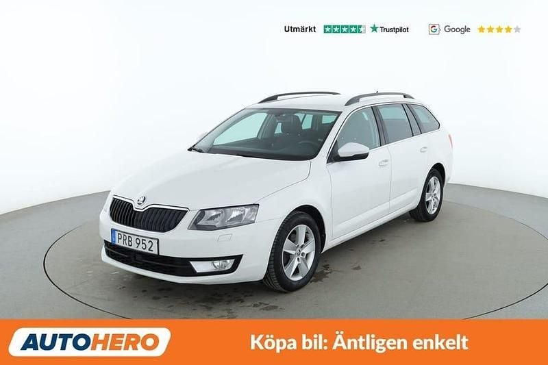 Vit Begagnad 2016 Skoda Octavia Ambition Kombi | 101 000 kr (Marknadspris) - Bild 1/4