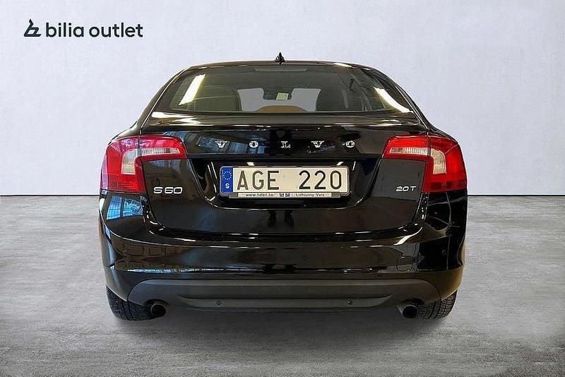 Begagnad Volvo S60 203 HK (149 kW) 2010 Svart Sedan