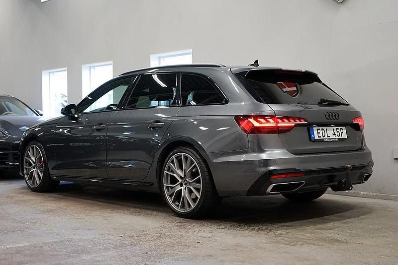 Begagnad Audi A4 S-Line 204 HK (150 kW) 2022 Grå Kombi