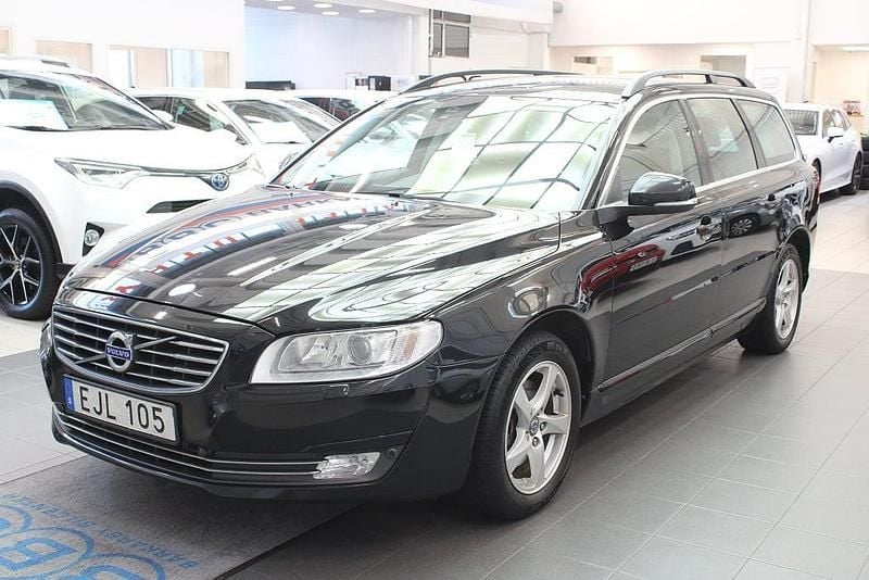 Svart Begagnad 2014 Volvo V70 Momentum Kombi | 114 900 kr (Marknadspris) - Bild 1/4