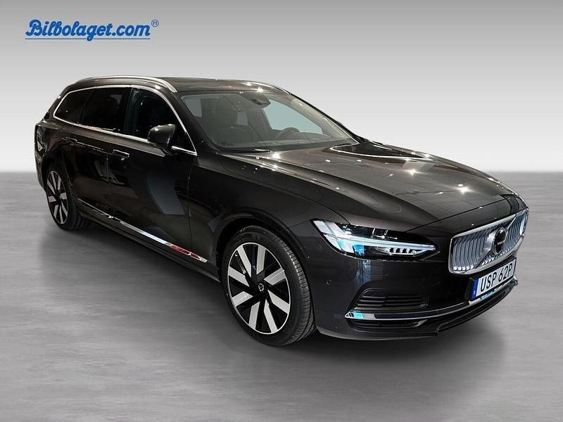Grå Ny 2025 Volvo V90 Ultra Kombi | 628 800 kr (Dyr) - Bild 1/4
