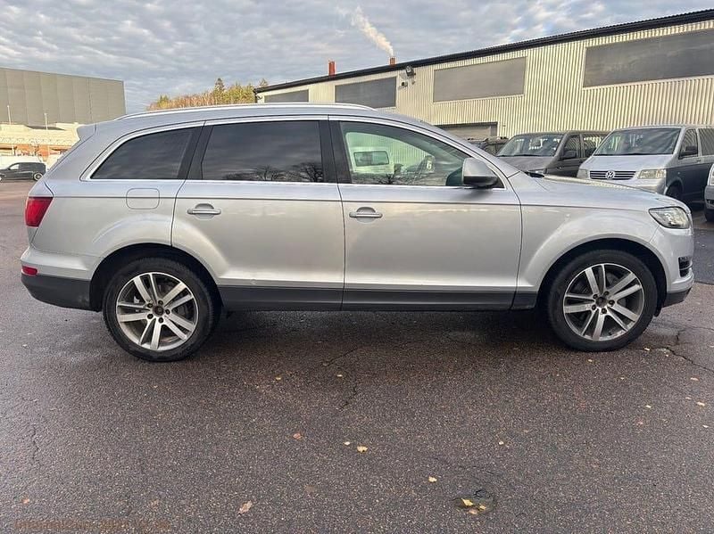 Begagnad Audi Q7 239 HK (175 kW) 2009 Silver SUV