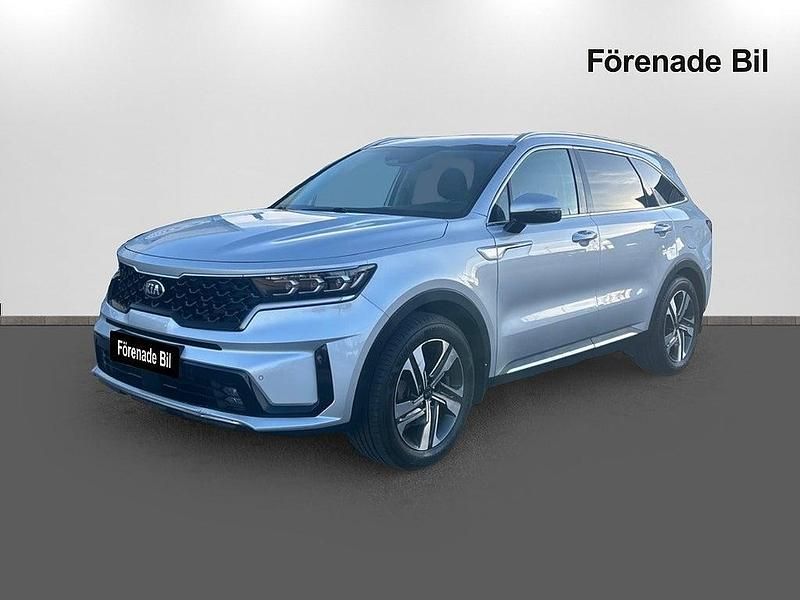 Grå Begagnad 2021 Kia Sorento Advance SUV | 369 900 kr (Marknadspris) - Bild 1/4