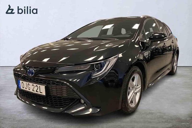 Begagnad Toyota Corolla 2021 Svart Kombi