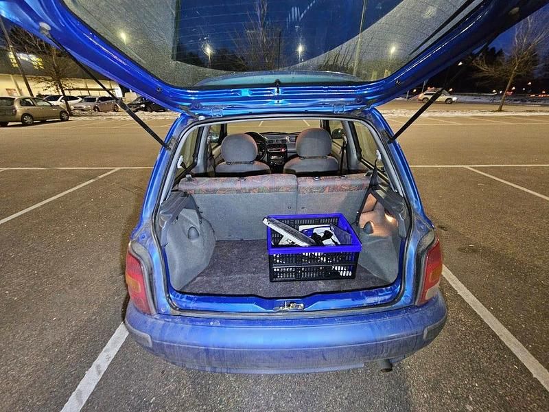 Begagnad Nissan Micra 75 HK (55 kW) 2000 Halvkombi