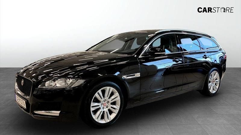 Svart Begagnad 2019 Jaguar XF Sportbrake Kombi | 189 900 kr - Bild 1/4