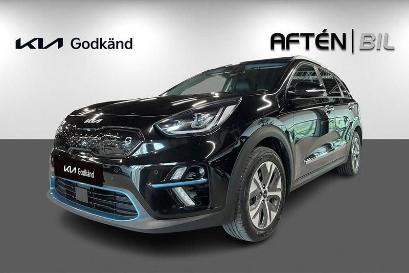 Svart (aurora black pearl metallic) Begagnad 2022 Kia e-Niro Advance SUV | 269 800 kr (Lite dyr) - Bild 1/3