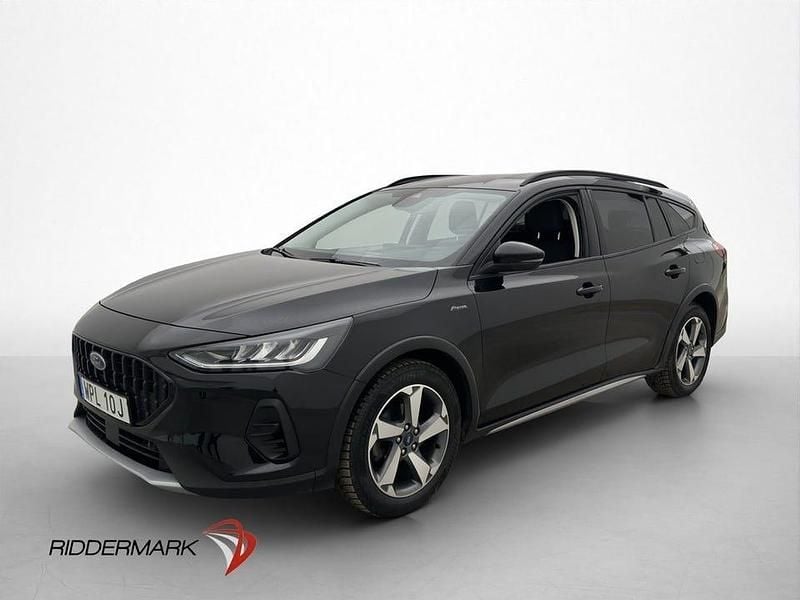 Begagnad Ford Focus Active 125 HK (91 kW) 2023 Svart Kombi