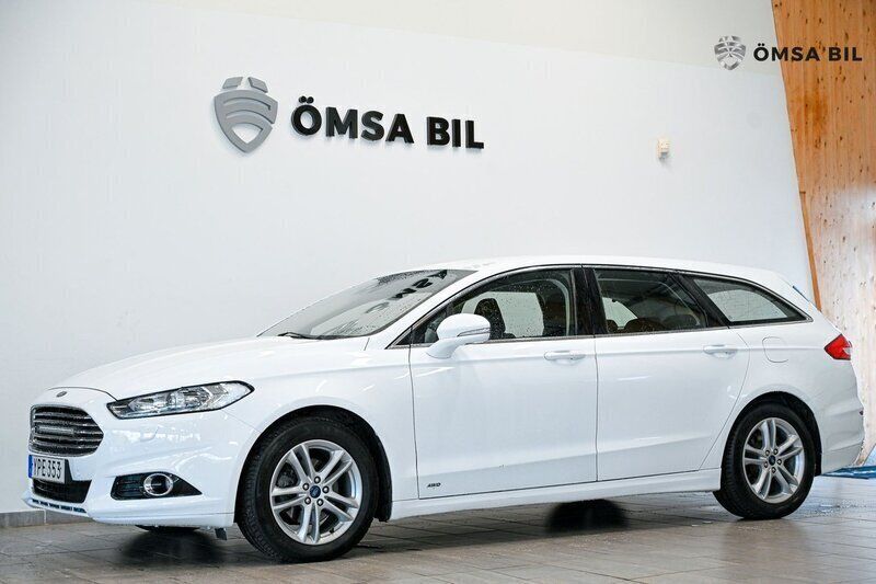 Vit Begagnad 2018 Ford Mondeo Business Edition Kombi | 179 800 kr (Marknadspris) - Bild 1/4