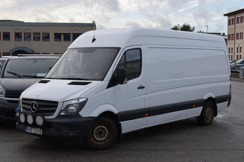 Vit Begagnad 2014 Mercedes 316 Van | 159 000 kr (Marknadspris) - Bild 1/4