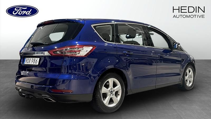 Begagnad Ford S-MAX S 180 HK (132 kW) 2016 Blå Minibuss