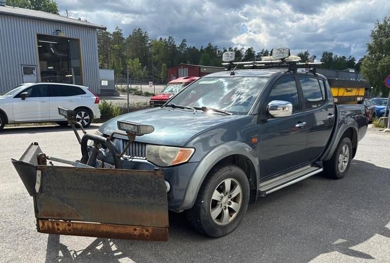 Begagnad 2007 Mitsubishi L200 Pickup | 175 000 kr (Dyr) - Bild 1/4
