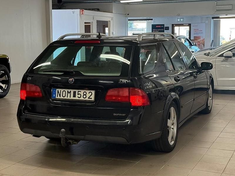Begagnad Saab 9-5 Vector 185 HK (136 kW) 2008 Svart Kombi