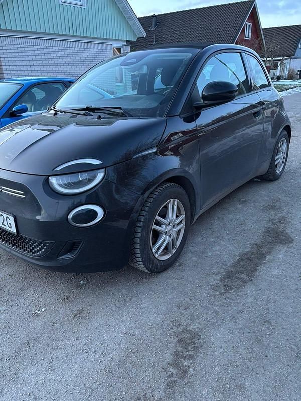 Begagnad Fiat 500e 86 kW (118 HK) 2021