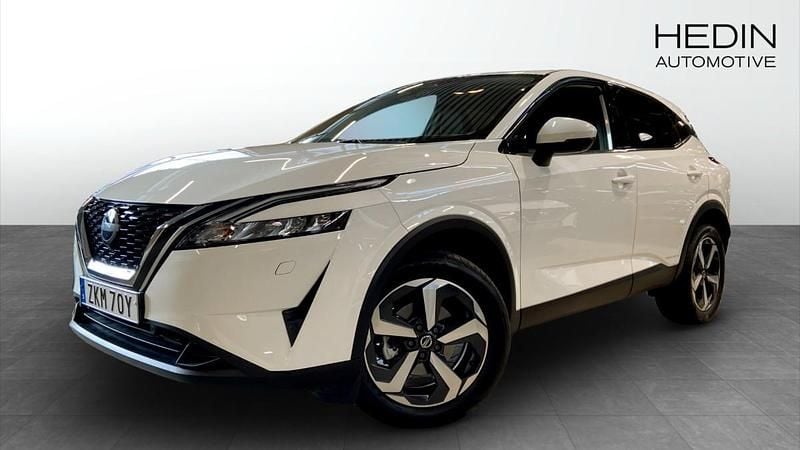 Svart Begagnad 2024 Nissan Qashqai N-Connecta SUV | 319 900 kr (Marknadspris) - Bild 1/4
