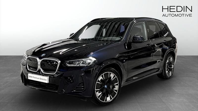 Begagnad 2023 BMW iX3 Impressive SUV | 409 700 kr (Superpris) - Bild 1/4
