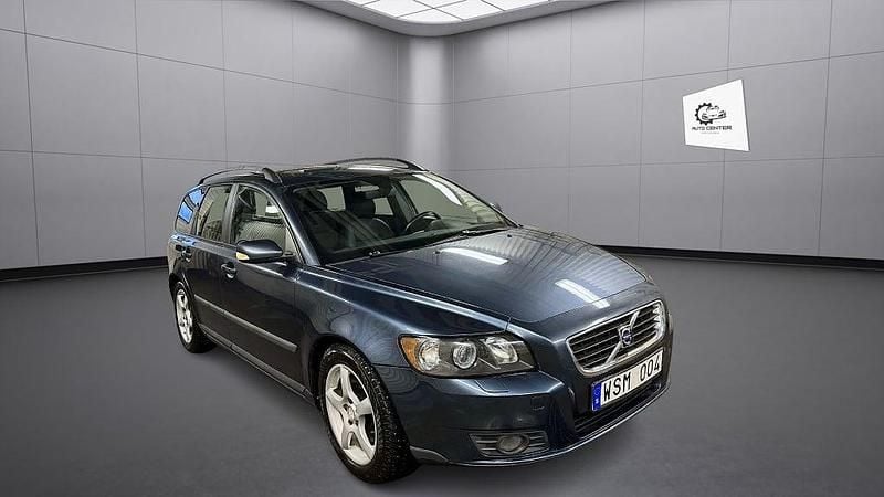 Begagnad Volvo V50 Kinetic 170 HK (125 kW) 2005 Blå Kombi