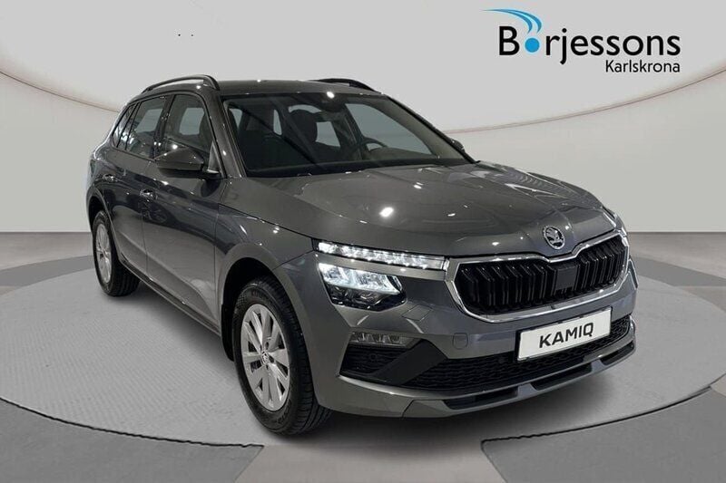 Grå Ny 2024 Skoda Kamiq Selection SUV | 317 100 kr (Dyr) - Bild 1/4