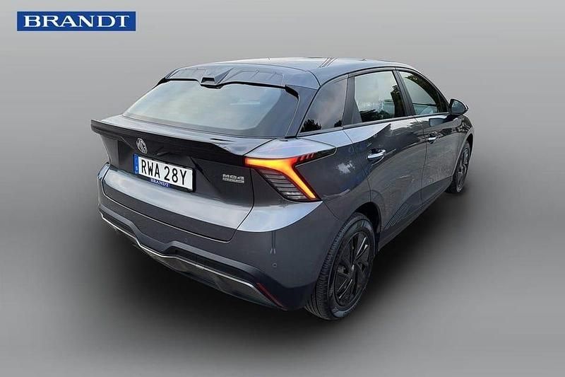 Grå Begagnad 2023 MG MG4 EV Halvkombi | 224 900 kr (Marknadspris) - Bild 1/2
