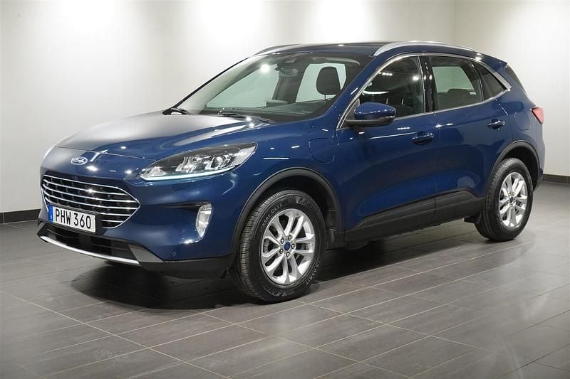 Blå Begagnad 2022 Ford Kuga Titanium SUV | 249 900 kr (Marknadspris) - Bild 1/4