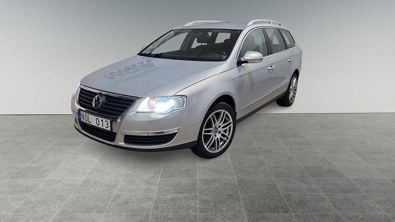 Silver Begagnad 2010 VW Passat Sportline Kombi | 39 900 kr - Bild 1/4