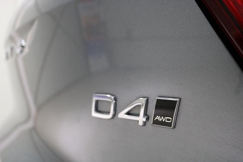 Begagnad Volvo XC40 190 HK (139 kW) 2018 Grå SUV