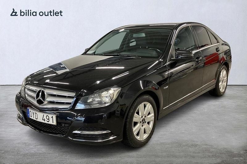 Svart Begagnad 2011 Mercedes C180 Sedan | 100 000 kr (Marknadspris) - Bild 1/4
