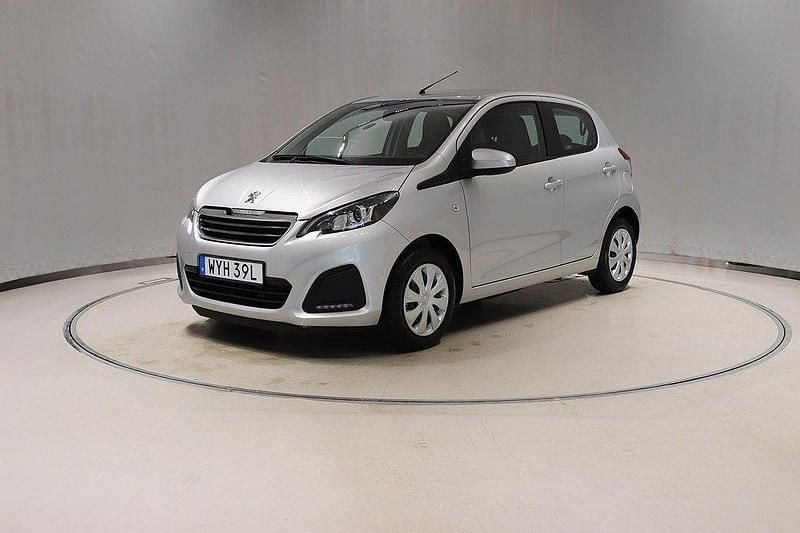 Grå Begagnad 2021 Peugeot 108 Halvkombi | 104 900 kr (Marknadspris) - Bild 1/4