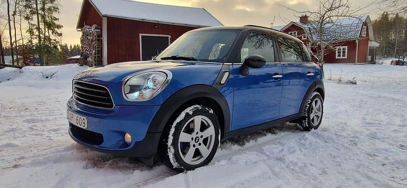 Metallic Begagnad 2011 Mini Cooper D Countryman SUV | 109 000 kr (Dyr) - Bild 1/4