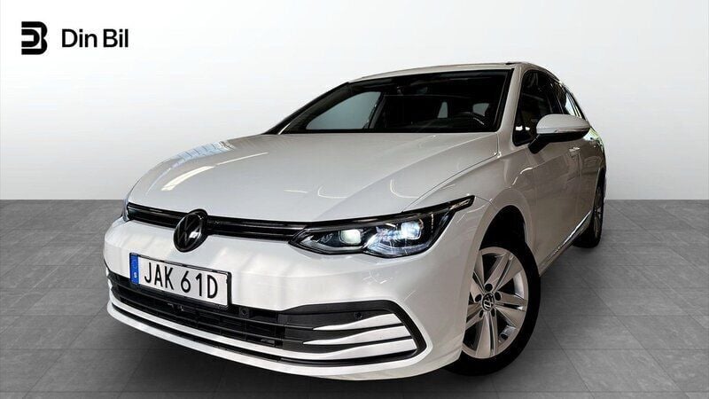 Vit Begagnad 2023 VW Golf VIII Kombi | 279 900 kr (Marknadspris) - Bild 1/4